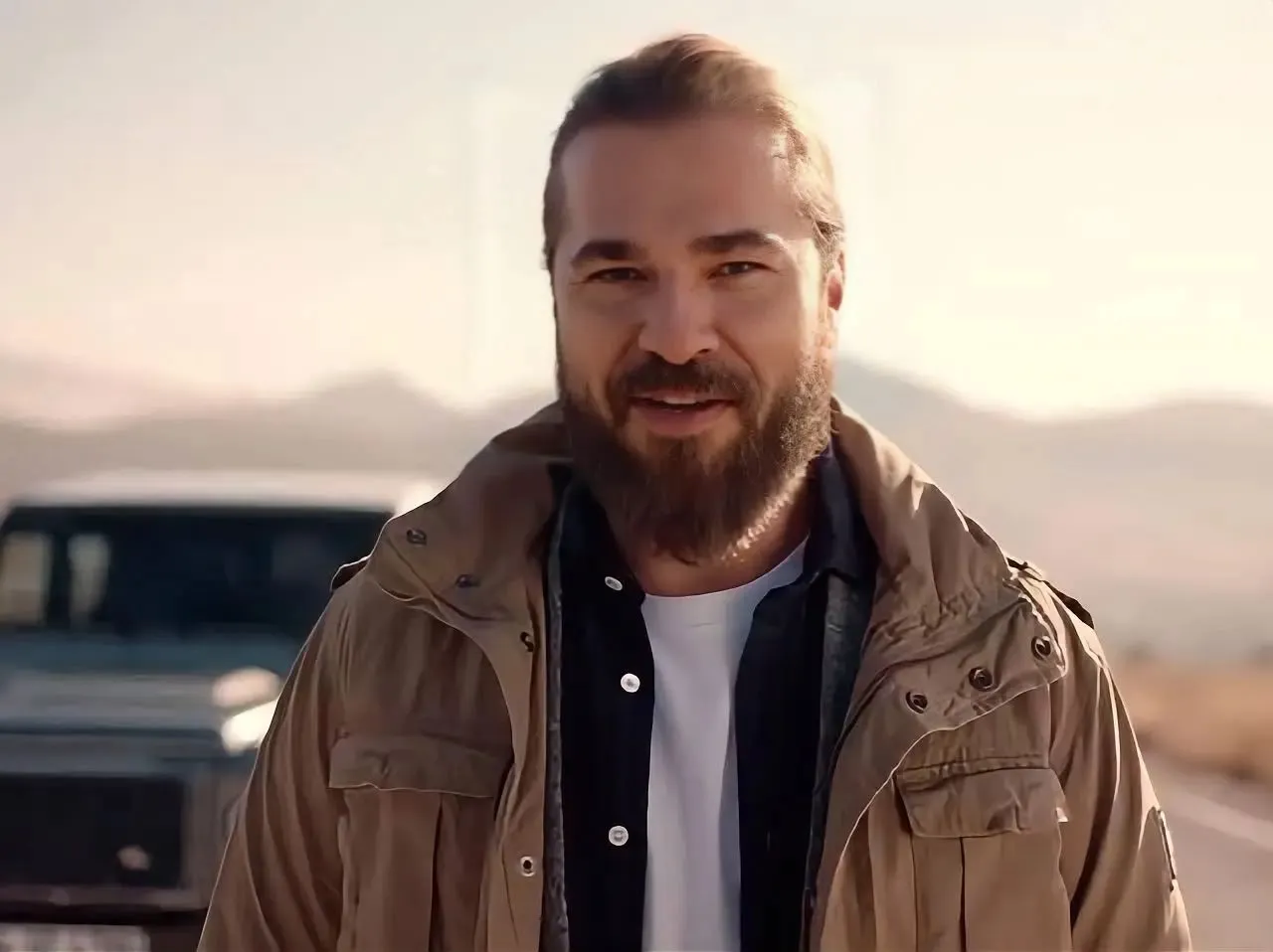 Engin Altan Düzyatan Maslow’un İhtiyaçlar Hiyerarşisi Filminde Başrol Oldu