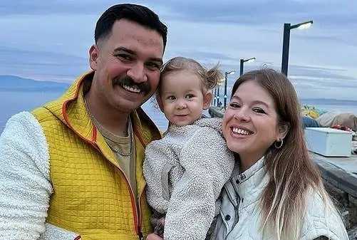 Uğurlu Ailesi Boşandıklarını Duyurdu