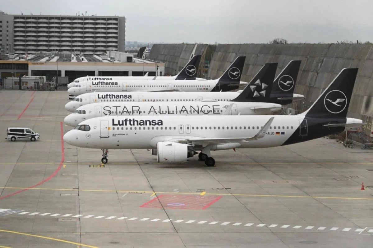 Lufthansa’dan Yakıt Krizi Nedeniyle 20 Bin Uçuş İptali
