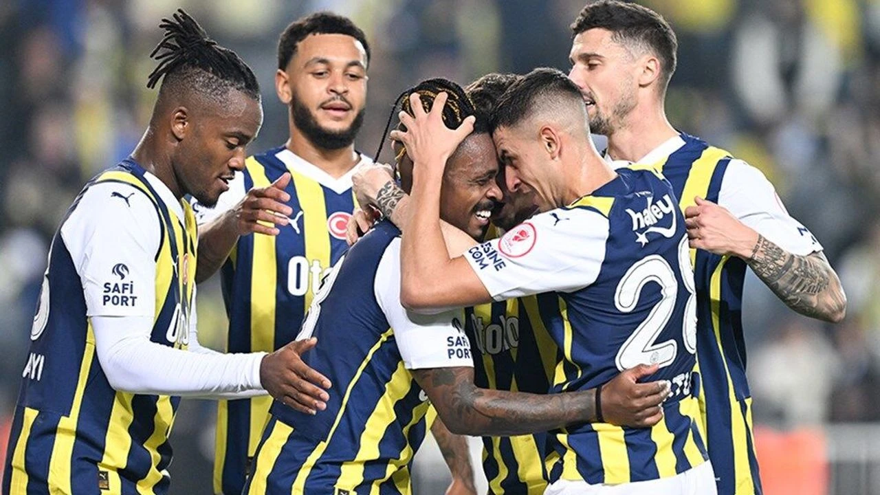 Fenerbahçe’den Net Mesaj Yıldızlar Satılmıyor
