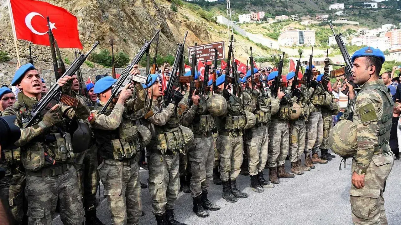 Msb: Türk Milletinin Mayasında Cesaret, Ruhunda Askerlik Var!