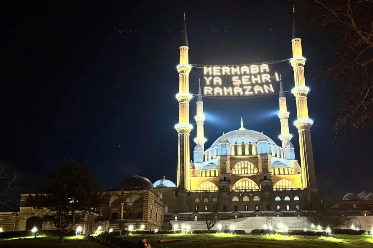 Selimiye Camii 4 Yıl Sonra Yeniden İbadete Açıldı!