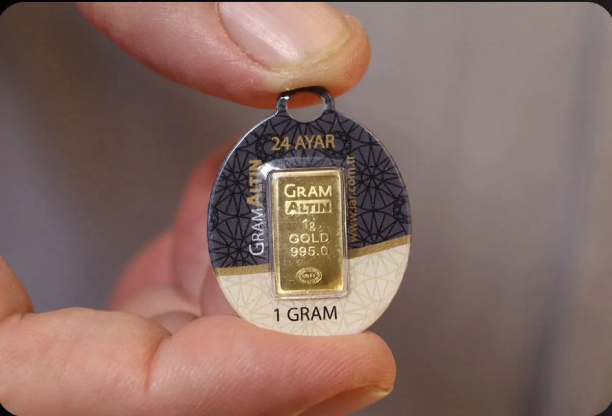 Altın fiyatları uçtu! Gram altın 7.647 TL’ye dayandı