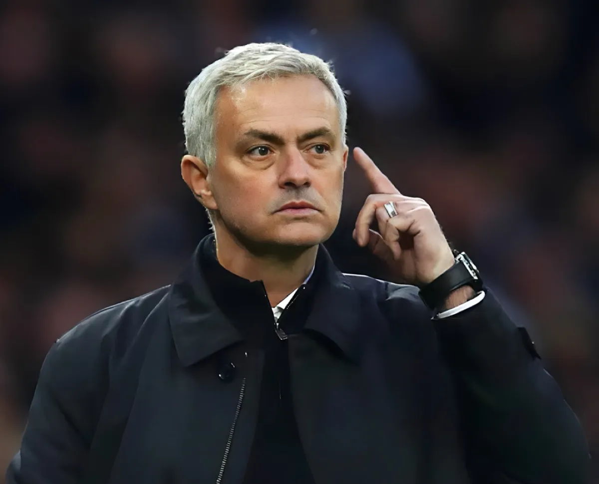 Jose Mourinho’dan Savaş Mesajı: “Ya Kazanırsınız Ya Ayakta Ölürsünüz”