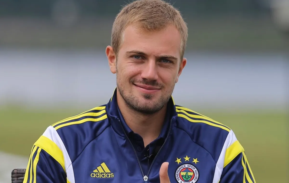 Beşiktaş’ta Ayrılık: Mert Günok ile Yollar Ayrıldı