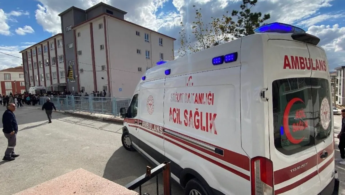 Çorum’da Toplu Zehirlenme: 736 İşçi Hastaneye Başvurdu