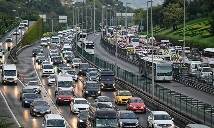 İstanbul’da Sabah Trafiği Yoğunluğu