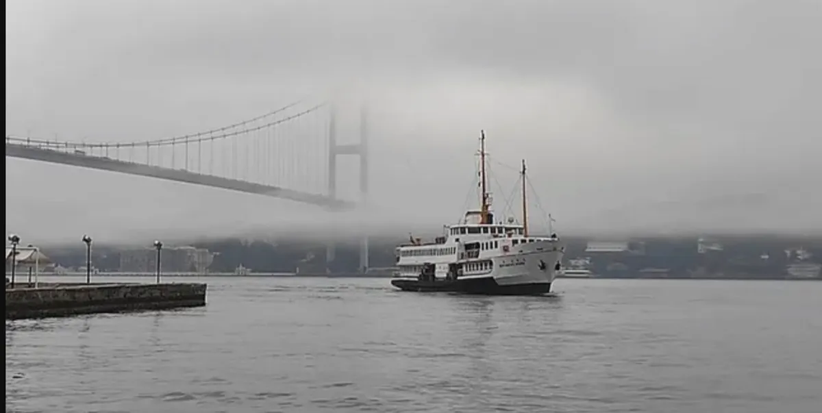 İstanbul’da Sabah Sisi Hayatı Olumsuz Etkiledi
