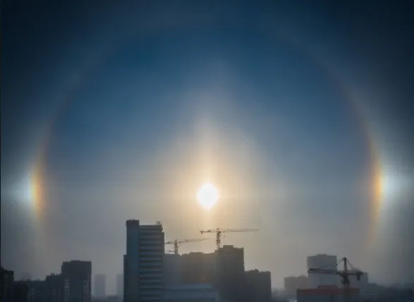 Rusya’da Eksi 30 Derecede Nadir Görülen “Halo” Olayı